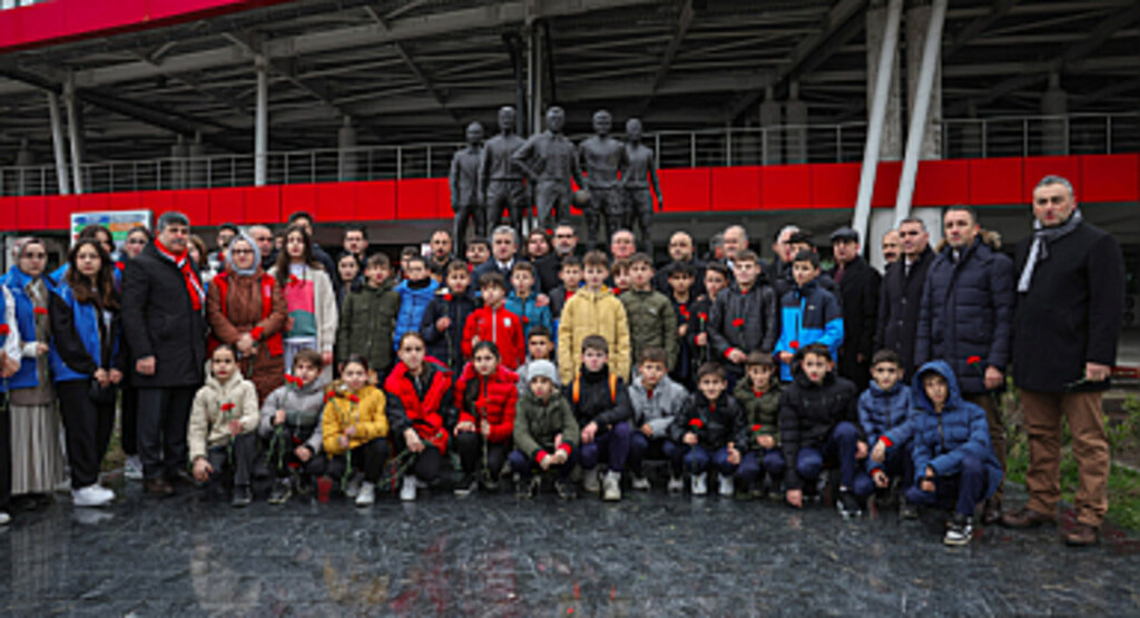 Samsunspor'dan 20 Ocak Futbol Şehitleri Anma Töreni! 