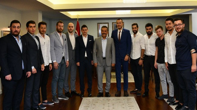 Genç MÜSİAD’tan Vali Kaymak’a Ziyaret!