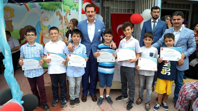 İLKEM Yaz Kursunda Mezuniyet Sevinci!