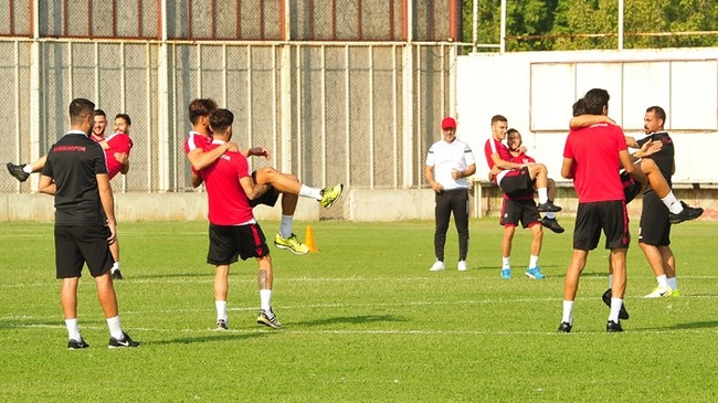 Samsunspor’da Mesai Aerobik Koşu İle Başladı!