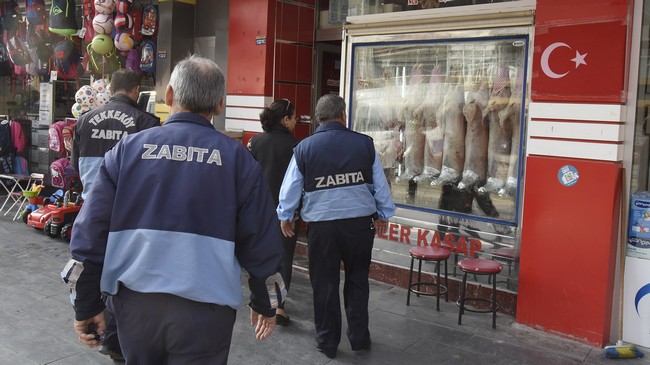 Zabıta Ekipleri Tekkeköy’de Göz Açtırmıyor!