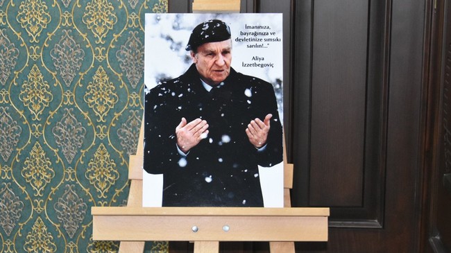‘Bilge Kral’ Aliya İzzetbegoviç Samsun’da Anıldı!