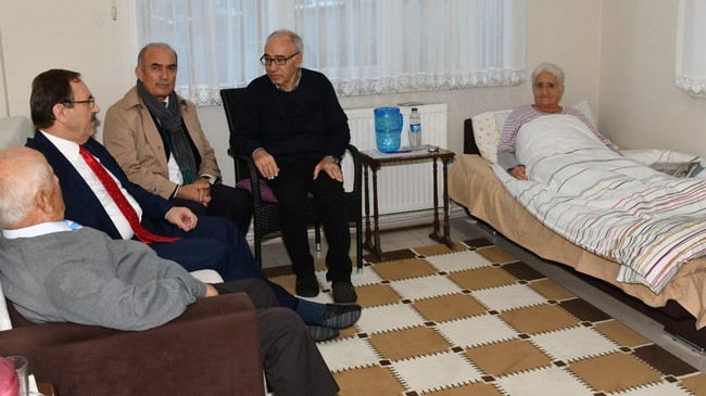 Başkan Zihni Şahin'den Vefalı Davranış!