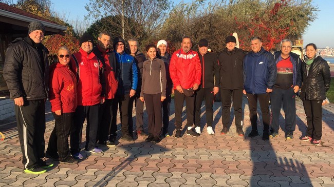 Doğupark Spor Ailesinden Anlamlı Pankart!