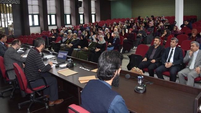 Fakülte Öğrencileri Hadis Ezberlemede Yarıştı!