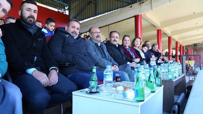 Eski Çarşamba Kaymakamı Güney İle Samsunspor Uşakspor Maçını İzlediler!