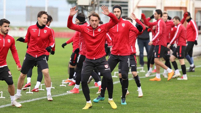 Yılport Samsunspor Sakarya'da Kazanmak İstiyor!