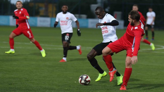 Samsunspor, Antalya'daki İlk Hazırlık Maçını Kazandı! - VİDEOLU