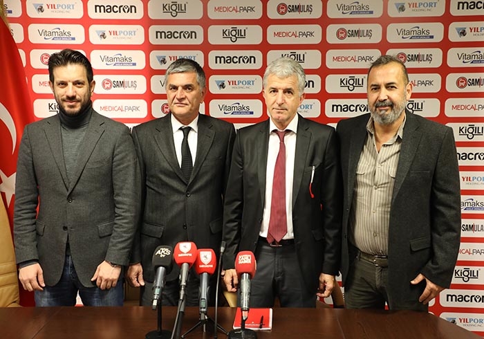 Yücel Uyar Samsunspor İle Sözleşme İmzaladı!
