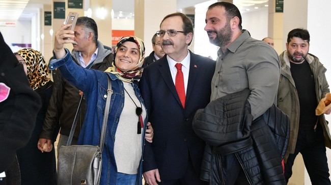 Başkan Zihni Şahin, Sosyal Projelerini Açıkladı!