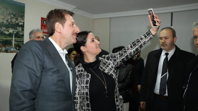 Erdoğan Tok, ‘Gönüllere Giren Sandıktan Çıkar’!