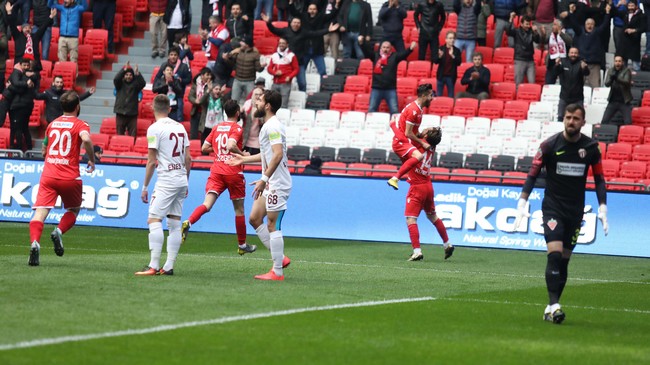 Samsunspor, İnegölspor’u Rahat Geçti!
