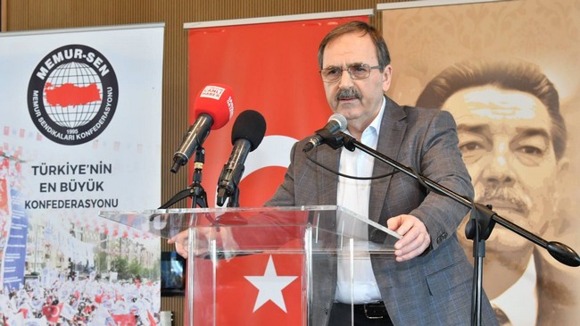 Başkan Zihni Şahin, Kadın Memurlara Seslendi! Hakkınız Asla Ödenmez…