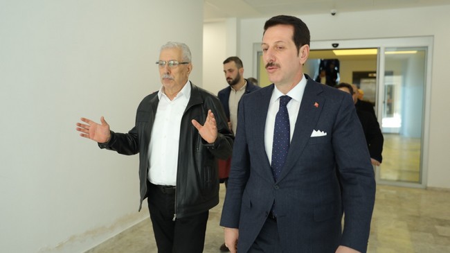 Eski Başkan Akkoyunlu’dan Tok’a Övgü!