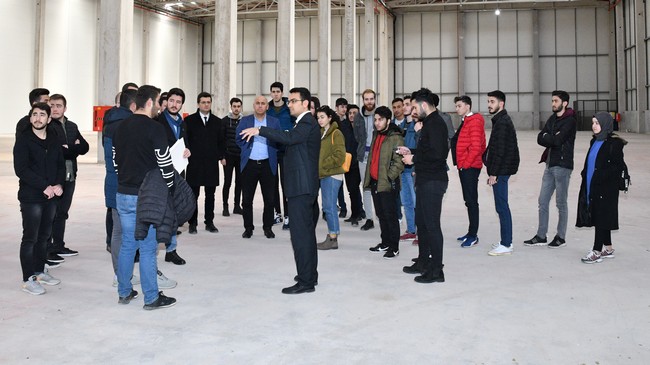 OMÜ’lü Gençler Lojistik Merkezi’nde İncelemede Bulundu!