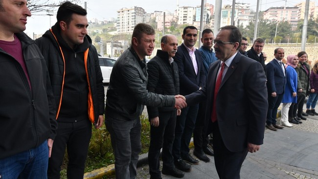 Başkan Zihni Şahin Personelle Helalleşti!