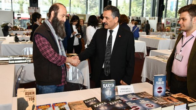 Vali Kaymak Festivalde Bilgi Aldı!