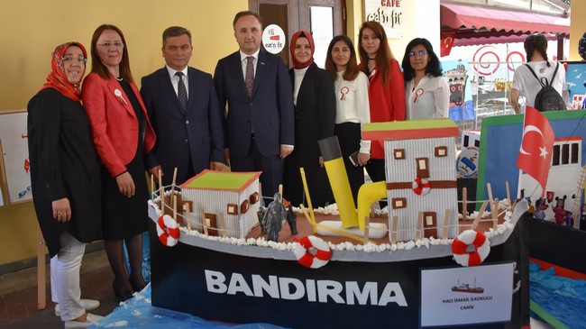 Anaokulu Çocuklarından 100 Bandırma Vapuru Maketi!