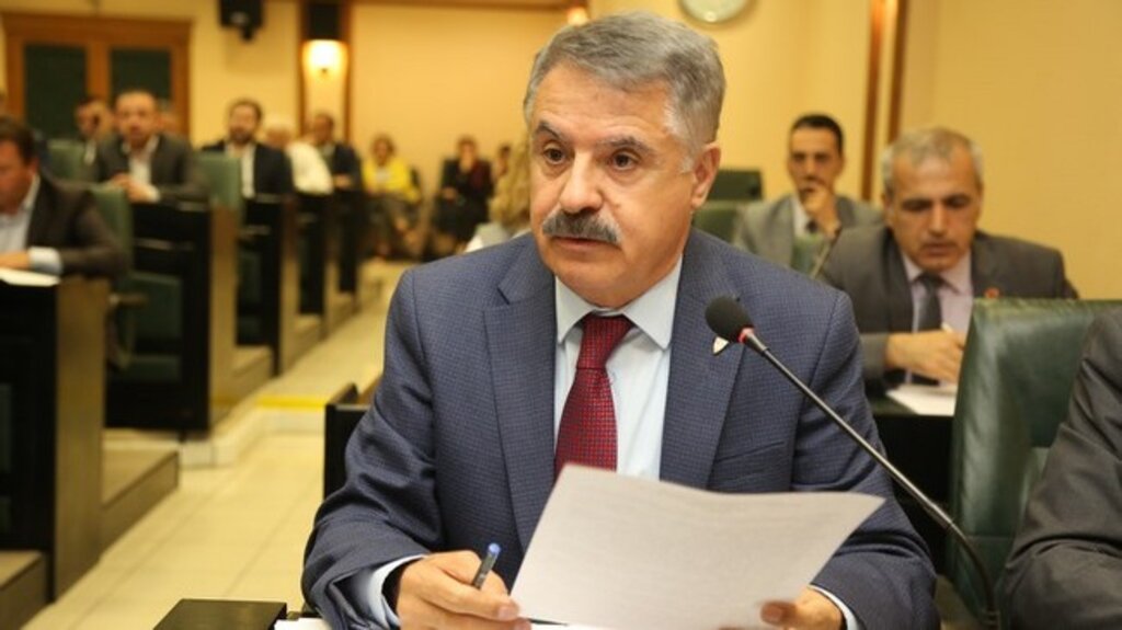 Başkan Deveci'den Büyükşehire Yeşil Alan Tepkisi!