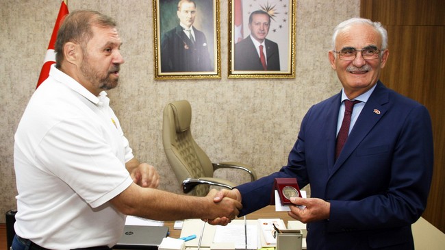 Milletvekili Yılmaz'a Novorossiysk Belediyesinden Berat!
