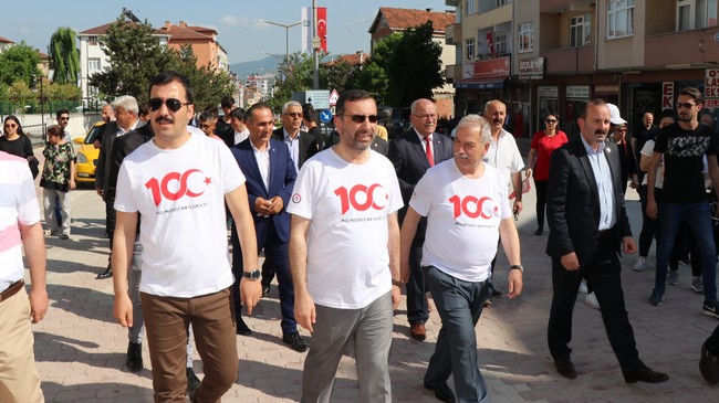 Yüzüncü Yıl Kavak’ta Coşku İl Kutlandı!
