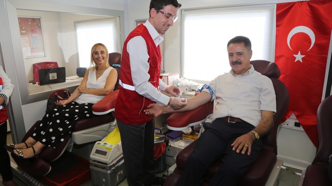 Başkan Deveci'den Donör Ol, Umut Ol Çağrısı!