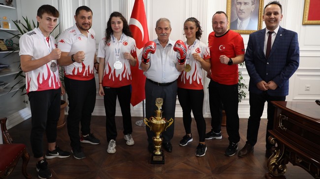 Demirtaş, ‘İlkadım Spor Ve Sporcu Kenti Olacak’!