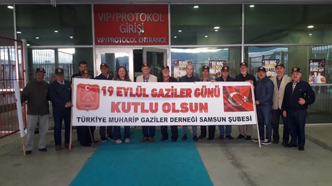 Samsunspor’dan Gazilerimize Jest!