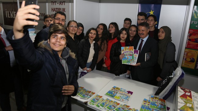 Atakum'da 'Kitap Günleri' Başladı!