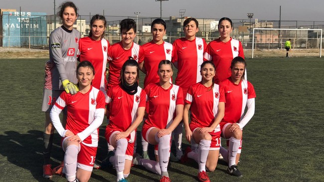 Futbolun Sultanları Nusaybin Gençlikspor’u Gol Yağmur Tuttu!