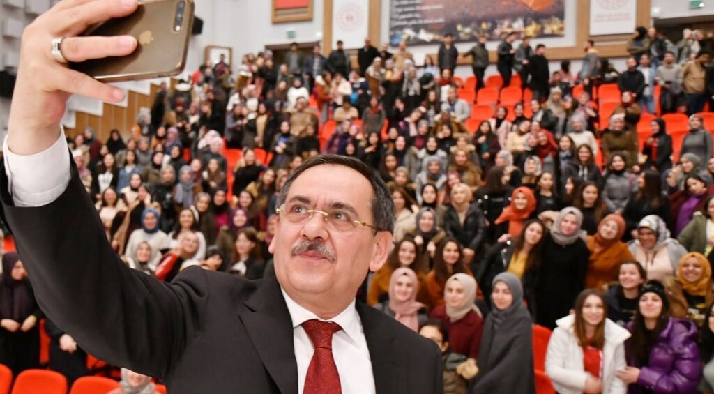 Başkan Demir, Üniversite Öğrencileriyle Buluştu!