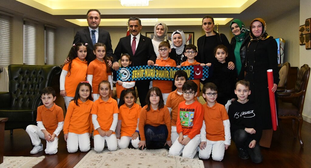 İlkokul Öğrencileri Sordu Vali Kaymak Cevapladı!