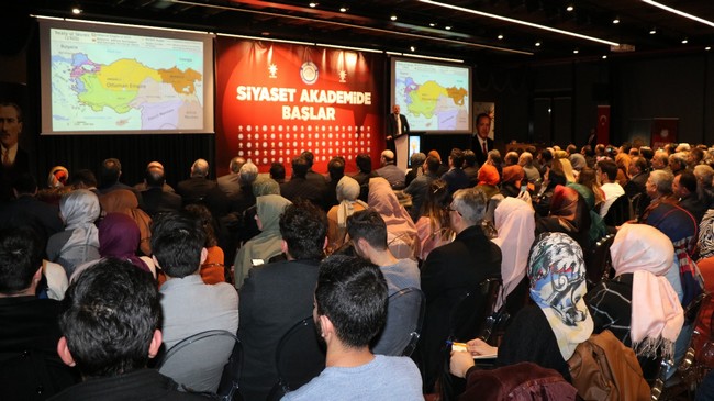 AK Parti Siyaset Akademisi Samsun'da Başladı!