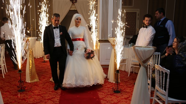 Barış Özen İle Nurhan Gürses Mutluluğa 'Evet' Dedi!