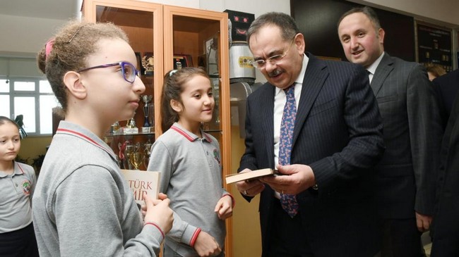 Başkan Mustafa Demir'den Atakum'a Kütüphane Müjdesi!