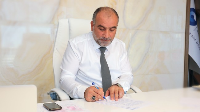 Başkan İbrahim Sandıkçı 1 Aylık Maaşını Bağışladı!