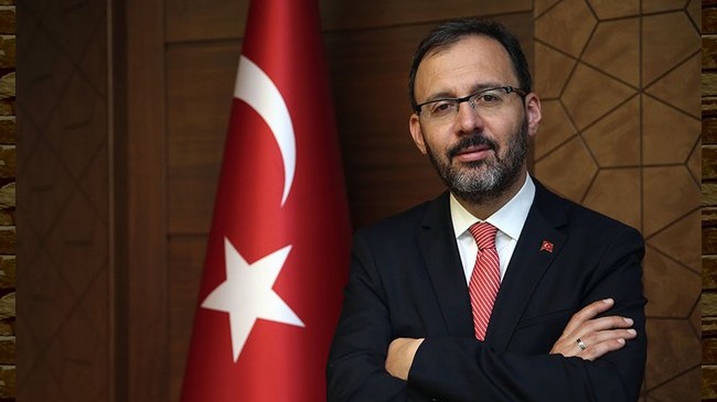 Bakan Kasapoğlu Açıkladı! Ligler Ertelendi