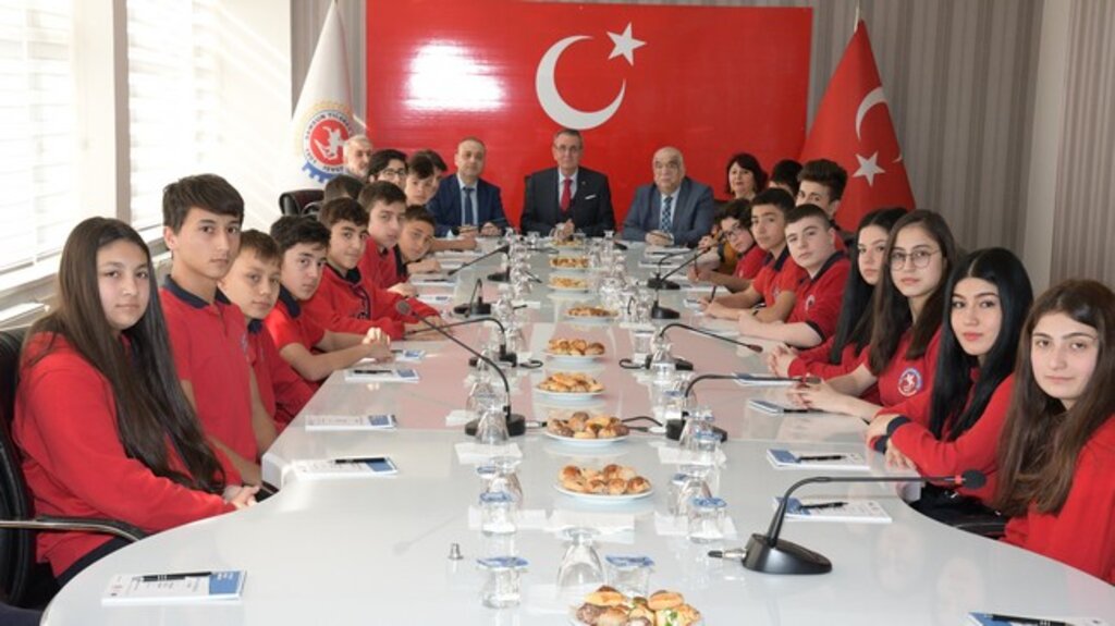 Öğrencilerden Samsun TSO’ya Ziyaret!