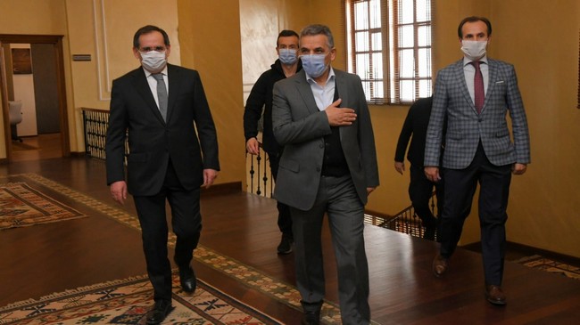 Başkan Mustafa Demir, ‘Birlikte Atlatacağız’!