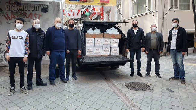 Genç Parti'den İhtiyaç Sahiplerine Yardım!