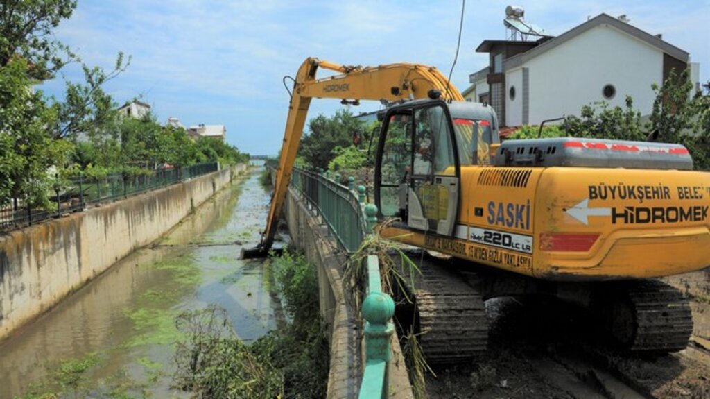 SASKİ Dereleri Temizliyor!