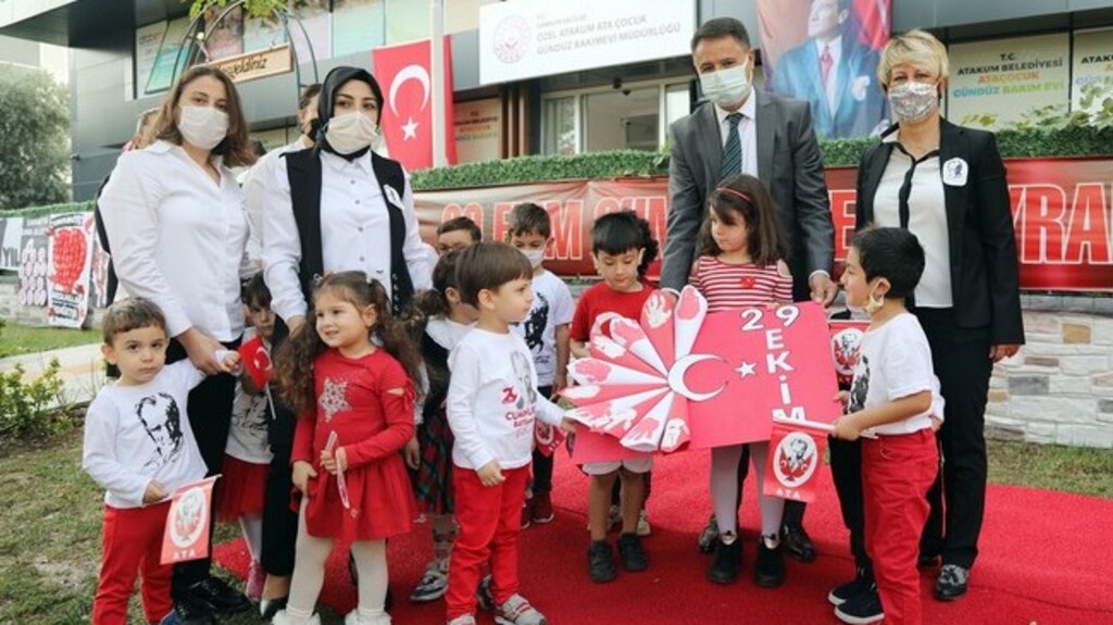 AtaÇocuk Anaokulu Cumhuriyet Bayramı’nda Kırmızı-Beyaza Büründü!