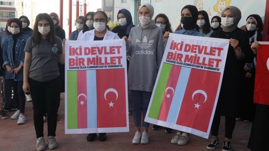 İlkemli Öğrencilerden Kardeş Ülke Azerbaycan’a Destek!