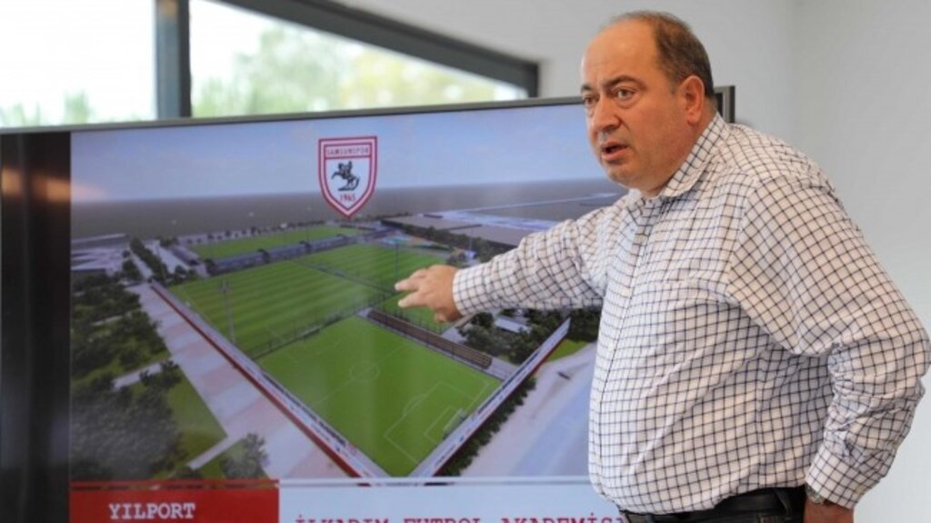 Başkan Erkanat, 'Futbol Akademisi Bizim Gözbebeğimiz'!