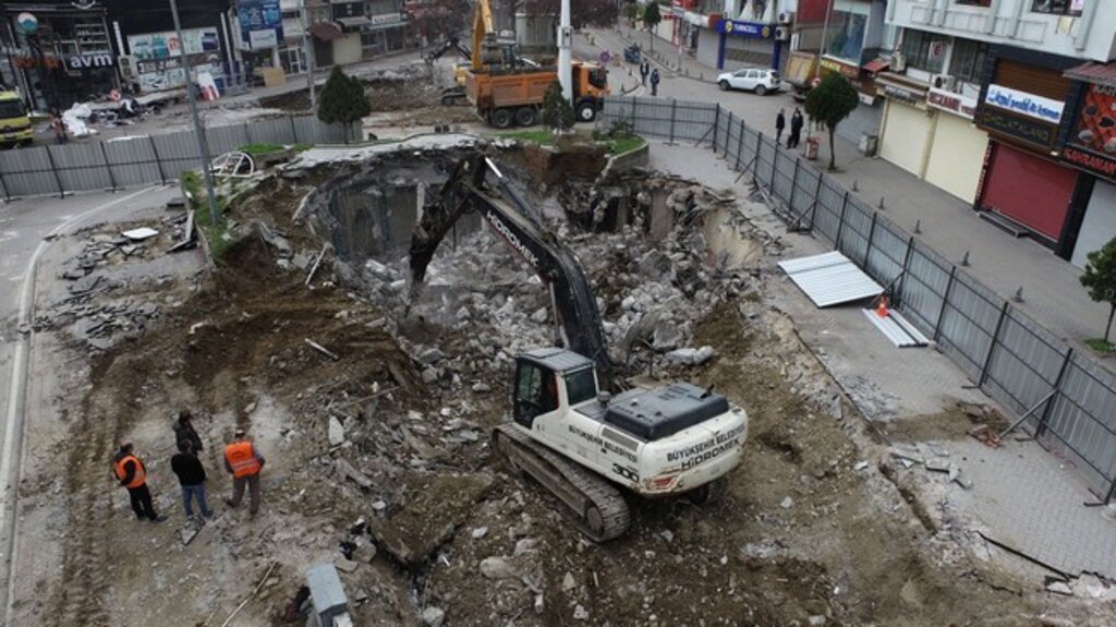 Subaşı Meydanı’nda Tarihi Dönüşüm Başladı!