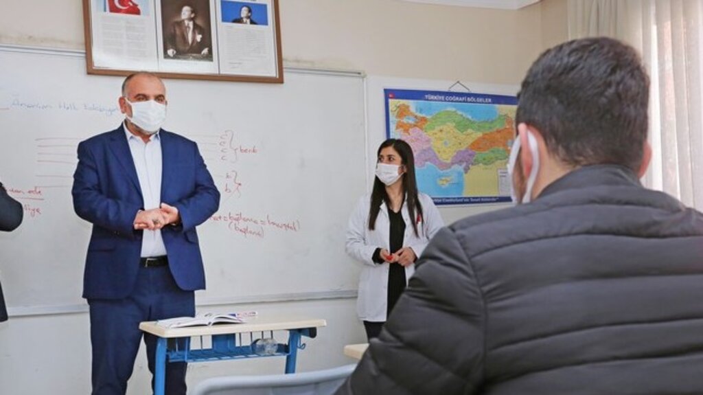 Başkan Sandıkçı'dan, Başarılı öğrencilere Bir Müjde Daha!