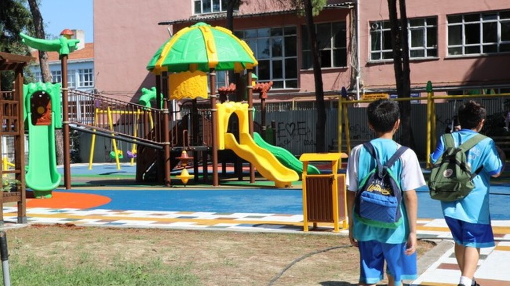 Çocukların Yeni Gözdesi Engelsiz Çocuk Oyun Parkı Açıldı!