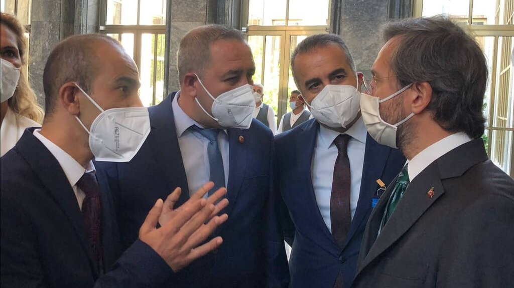Yalan Haberciliği Bitirecek Yasa Ekim Ayında Çıkacak!