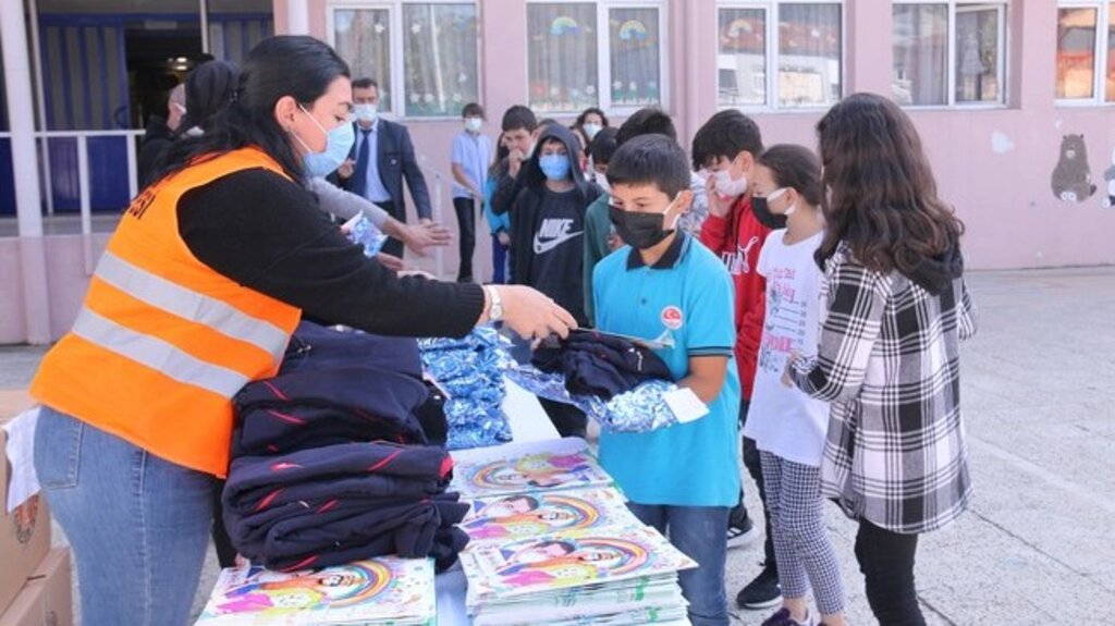 Atakum Belediyesi’nden Öğrencilere Hediye Sürprizi!
