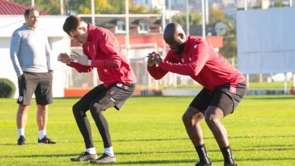 Fuat Çapa Samsunspor’da İlk Antrenmana Çıktı! -VİDEOLU